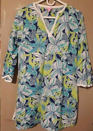 Lilly Pulitzer Medium Multi-Color Floral Sexy Blouse
