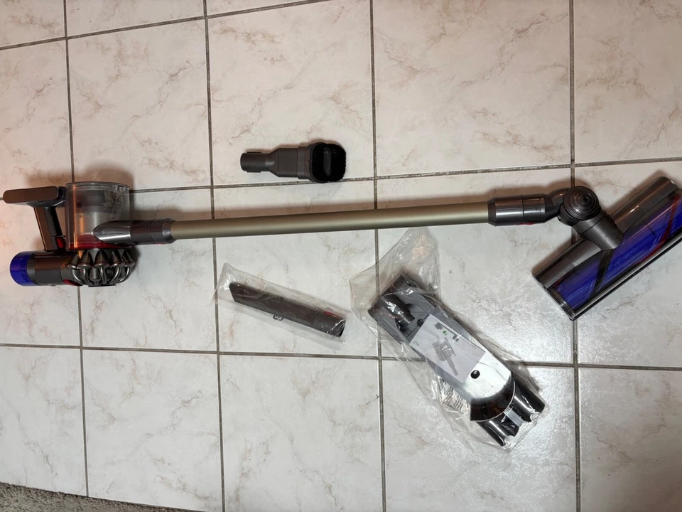 Dyson V8, Foto 4 von 5
