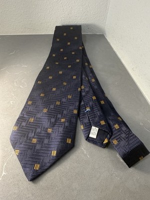 SAKS FIFTH AVENUE Hand Made In Italy Navy Italian Tie Men's 100% Silk Necktie