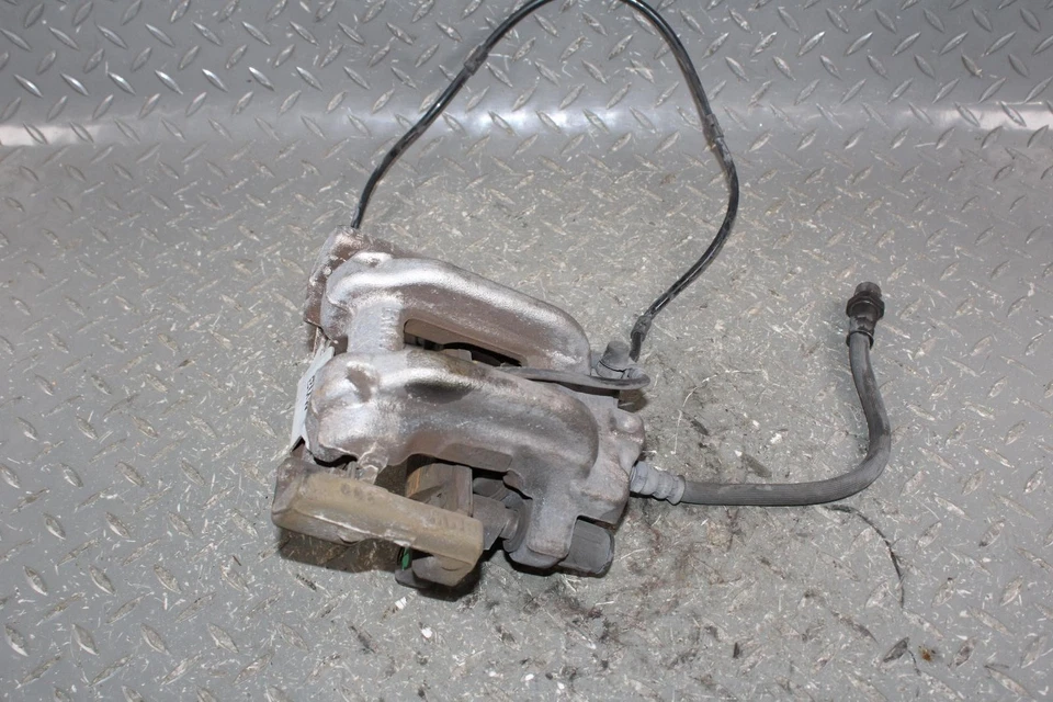 14-16 428i Gran Coupe Rear Back Passenger Right RR OEM Brake Caliper Assembly OE - Imagem 4 de 4