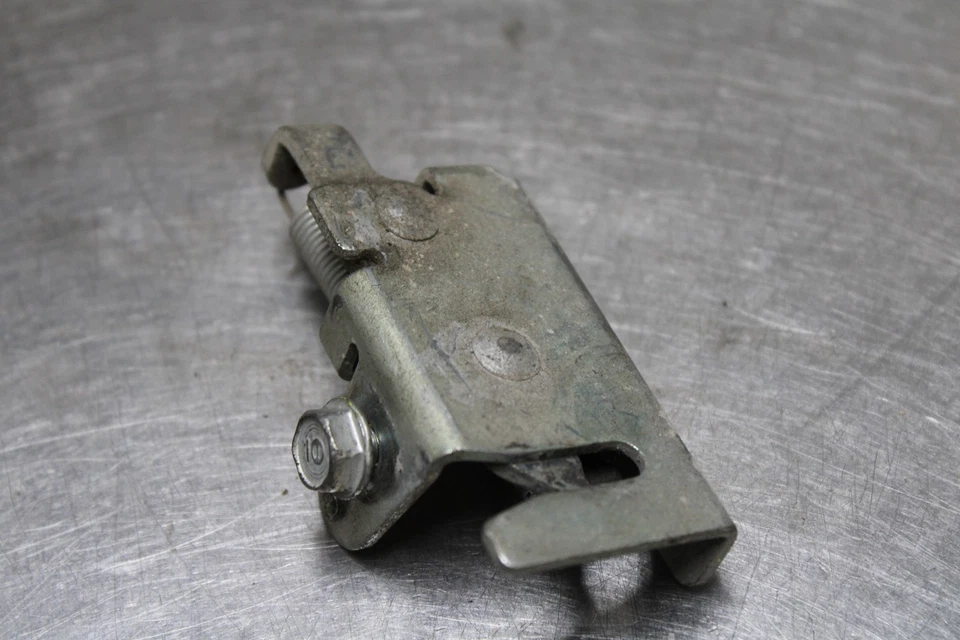 14-16 HONDA CBR650F CBR650 REAR PASSENGER SEAT LATCH LOCK ASSEMBLY Foto 2 de 4