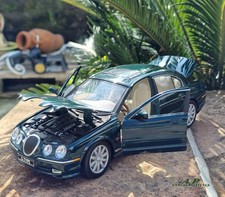 modellino auto scala 1/18 jaguar s tipe della welly  modellini die cast