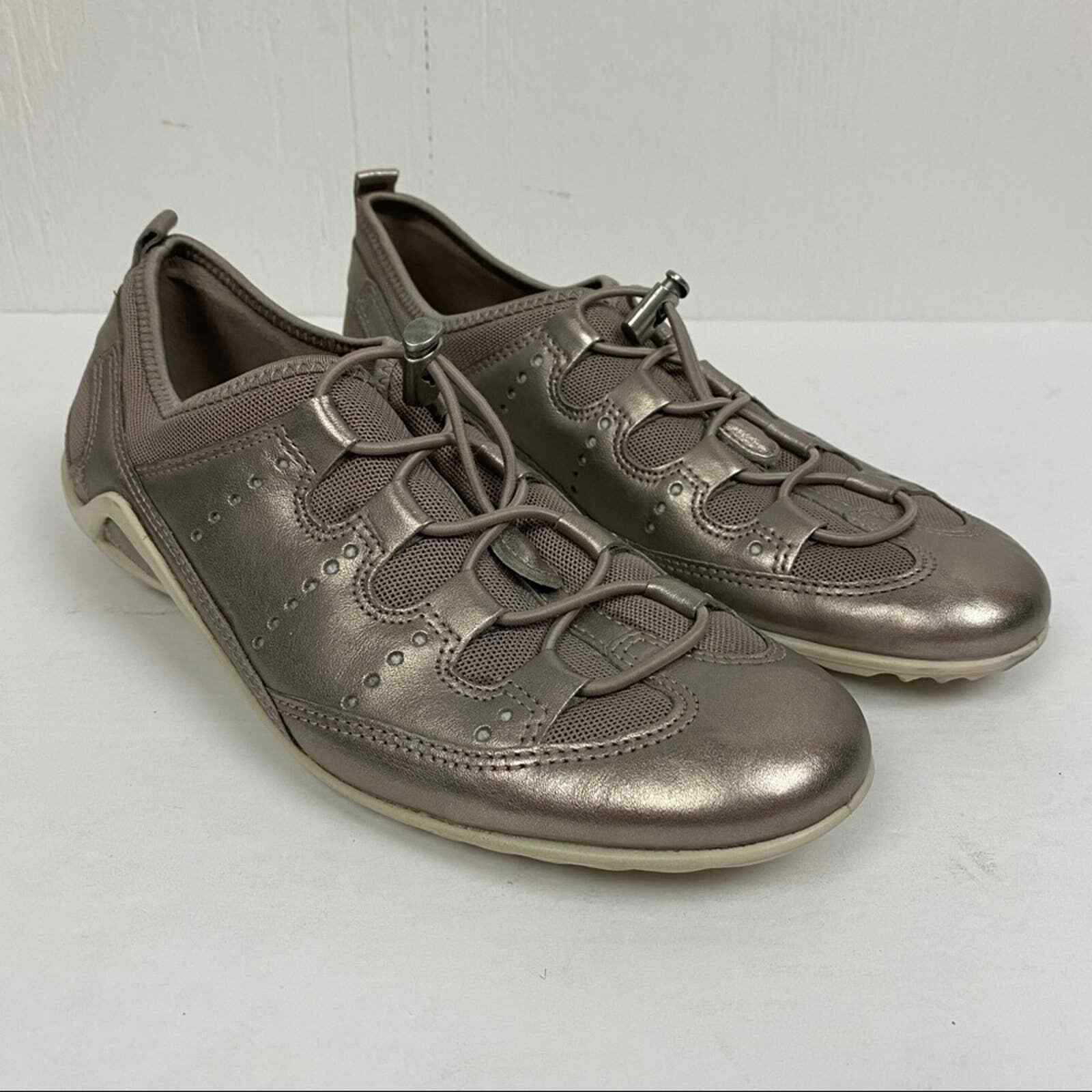 ecco vibration ii toggle sneaker