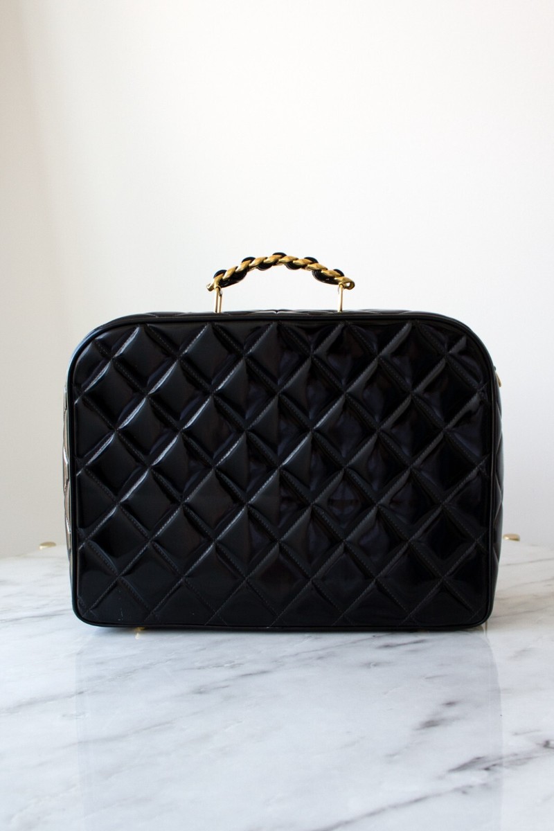 本物保証☆レア！超美品！CHANEL☆ドット柄バケットハット☆サイズL 本物保証☆レア！超美品！CHANEL☆ドット柄バケットハット☆サイズL