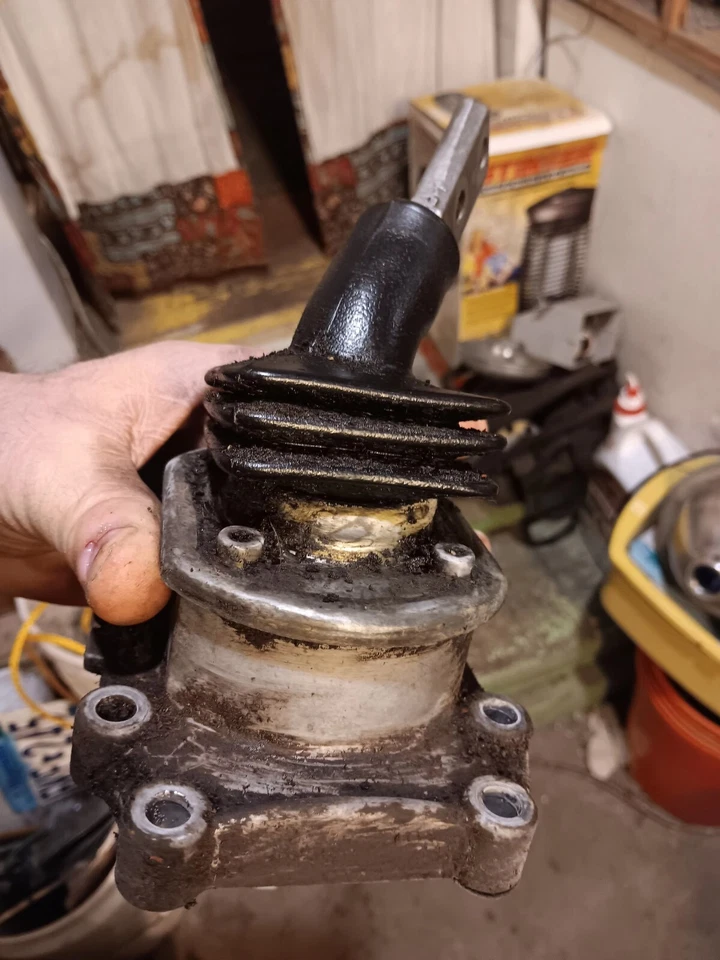 Camioneta Ford 1989 camioneta 5 velocidades F250 F350 transmisión palanca de cambios base manija bisel Foto 3 de 4