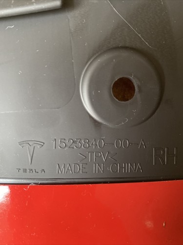 Genuine Tesla Model 3 Rear Mud Flaps - 154797400C - *Free Recorded P&P* - Picture 3 of 4