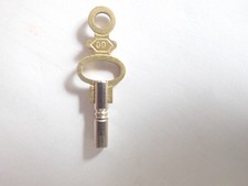 VINTAGE POCKET WATCH KEY SIZE 00 FITS LOOSE ON POST O.077 INCH PART A