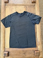 Lululemon Metal Vent Tech Short Sleeve Shirt Men’s medium