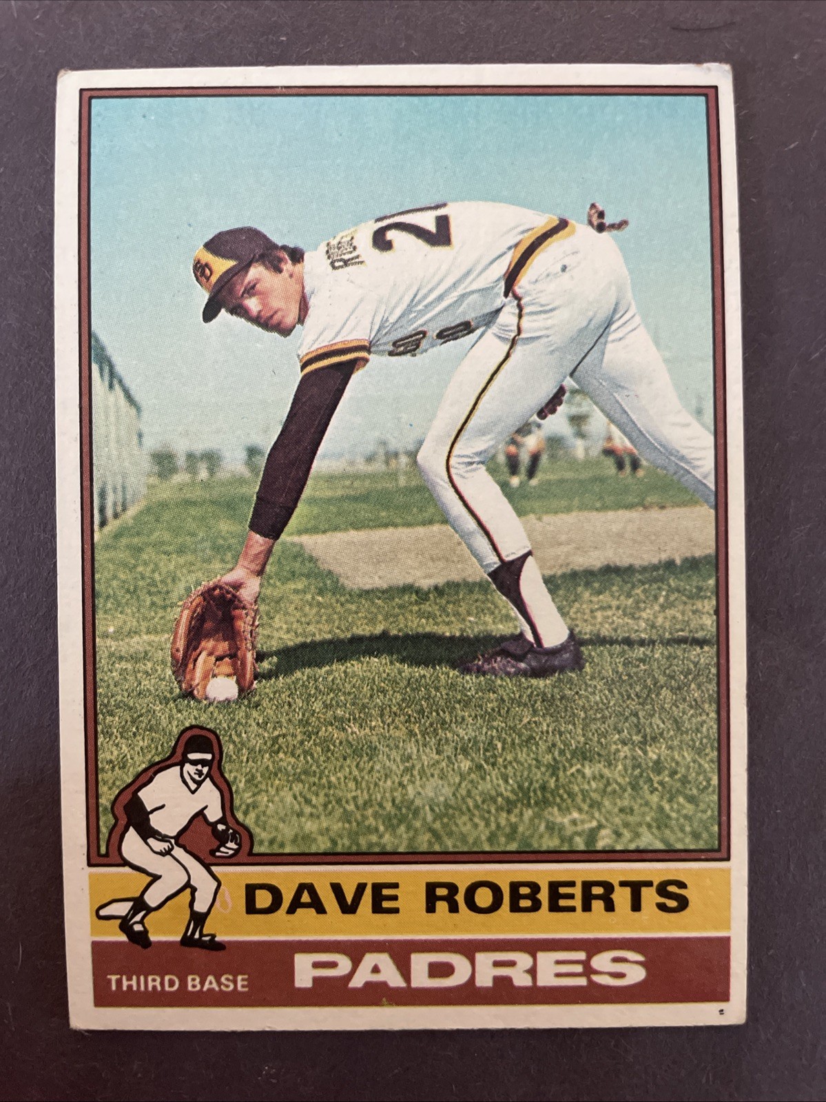 1976 Topps #107 Dave Roberts San Diego Padres