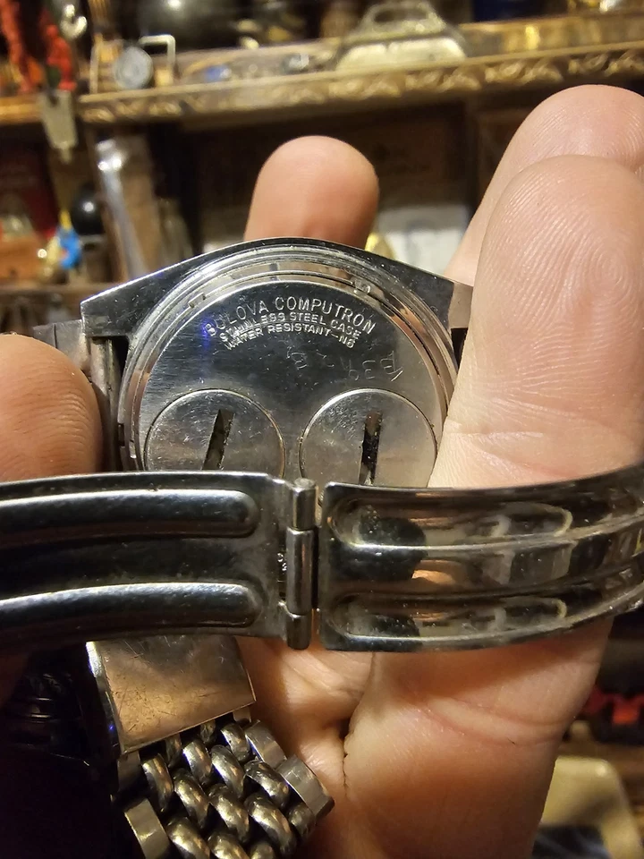 orologio bulova computron vintage con un altro orologio Bolova entrambi così com'è - Immagine 4 di 4