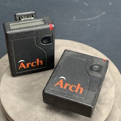 Vintage ARCH NEC Radio Pager Beeper R4N4-12 With Clip, Powers On Lot Of 2. 
