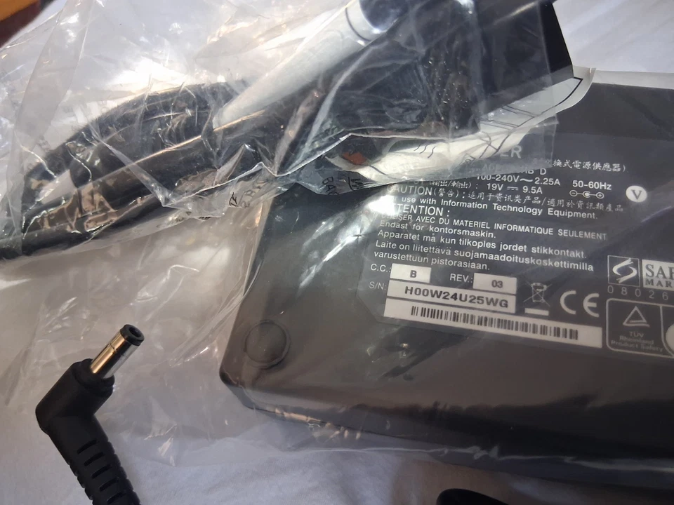 Original ASUS ADP-180HB D 180W 19V 9.5A Gaming Laptop Charger Ac Adapter  - Image 4 of 4