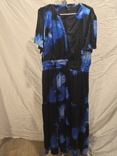 Simply Vera Black And Blue Floral Flutter Sleeve Silky Maxi Dress