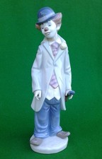 LLADRO - CIRCUS SAM (CLOWN WITH VIOLIN) - 5472 - SLIGHT DAMAGE.