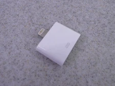 Apple Lightning to 30-pin Adapter Excellent Condition A1468