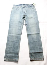 Duluth Trading Co Men's Double Flex Standard Fit Jeans DH3 Light Denim 33x32 NWT