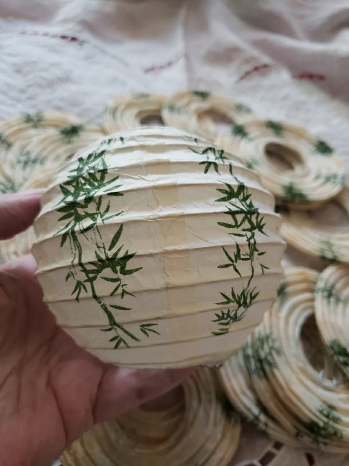Vtg Asian Paper Lanterns, Group Of 18,  3.75 " Diameter - Image 2 of 4