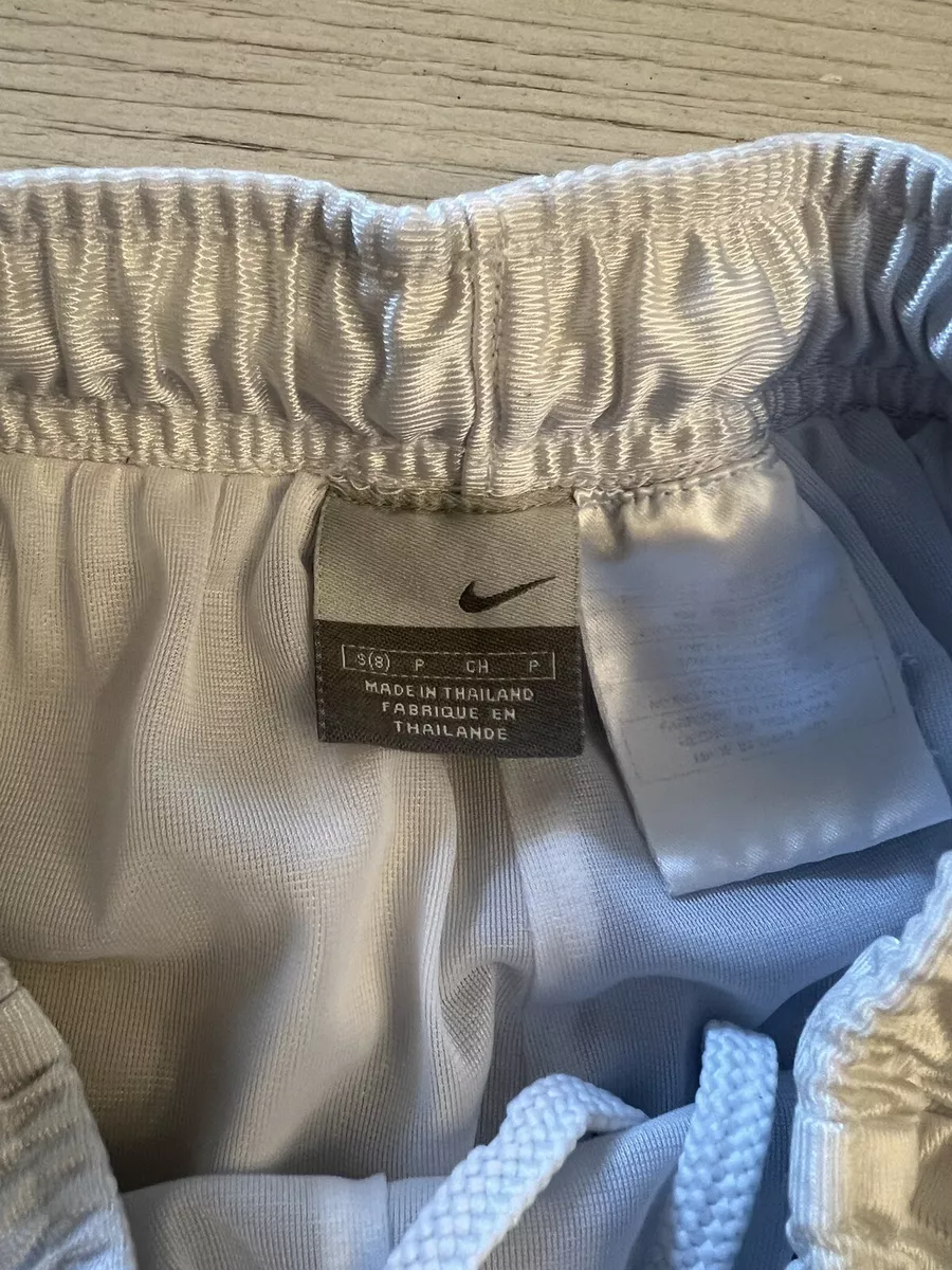Nike small top boy size