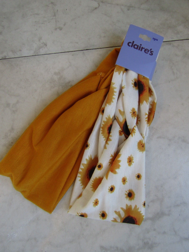 NWT Claire's Brown/Yellow Daisy Headbands 2-Pack - Picture 1 of 4