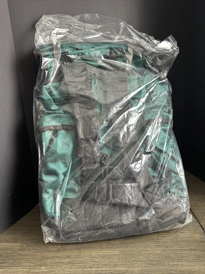 Nueva mochila Mountain Dew vintage sellada de fábrica con caja de envío original Foto 3 de 3