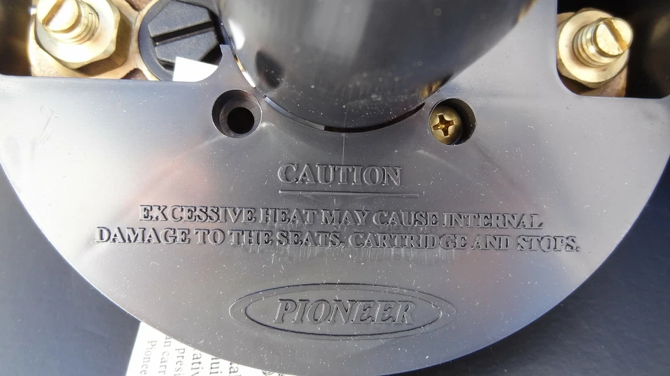 Juego de válvulas de bañera y ducha de una sola manija PIONEER 4010B ~ Acabado cromado pulido PVD Foto 4 de 4