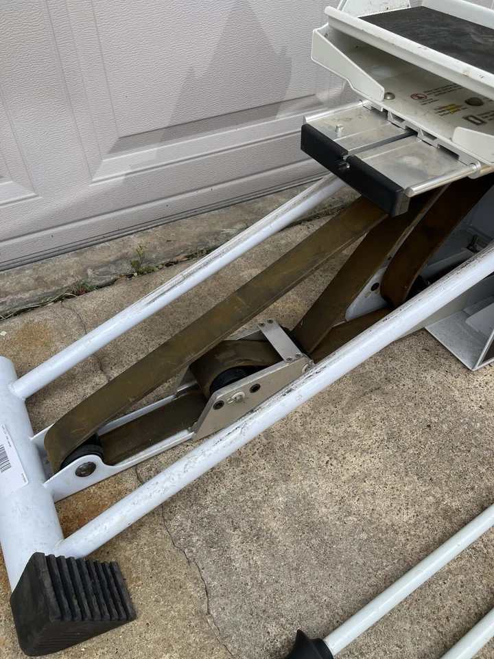 Skiers Edge S4 Serie Copa Mundial Potencia Pliométrica Ejercicio Entrenamiento Máquina Postes Foto 3 de 4