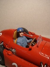 1/18 CMC  FIGURE  ASCARI  DRIVING  LANCIA FERRARI  D50  VROOM  PAINTED  CMC  CMR