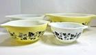 VTG 1959 Pyrex Gooseberry Yellow Mixing Bowl Set, 4 Nested Bowls, Made in USA