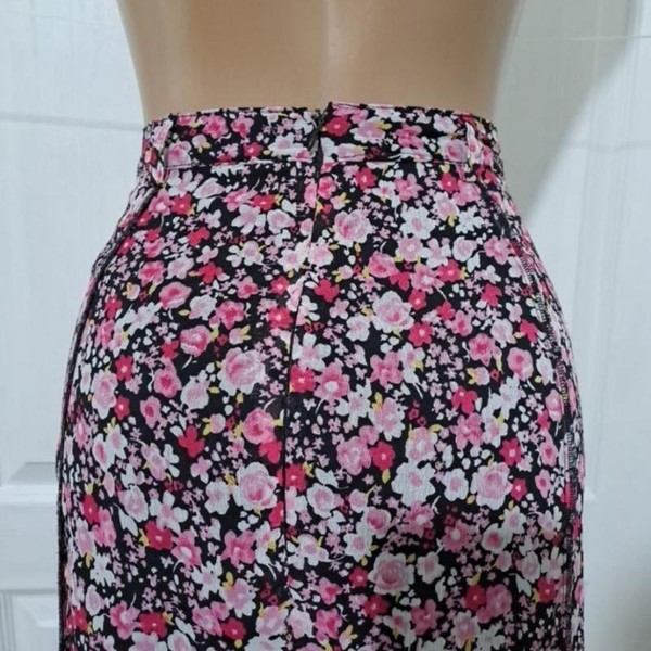 Women Skirt Pink Polyester 34 / XS / 42