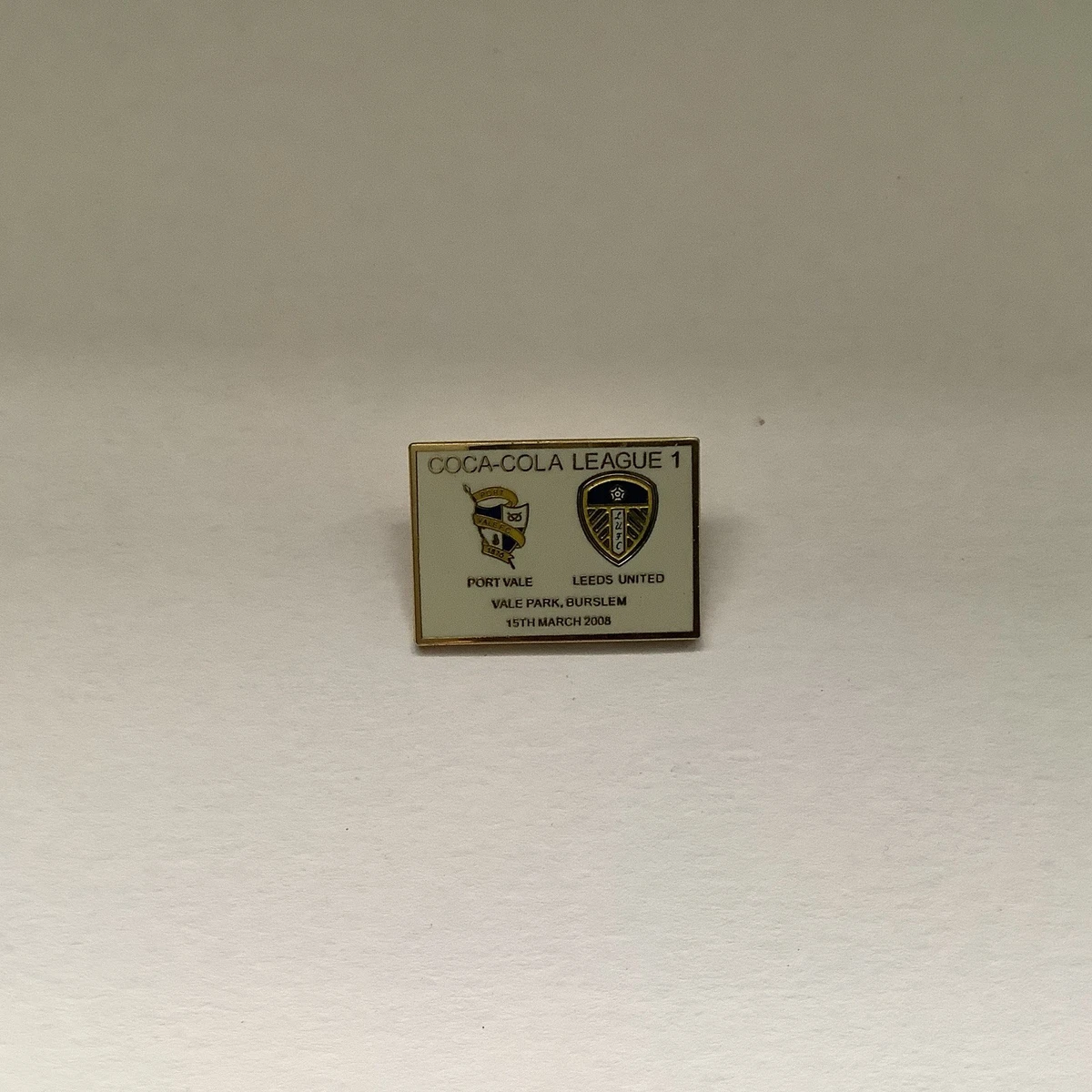 Leeds United Football Club LUFC Americas Est 1992 Overseas Supporters Club Badge | UK