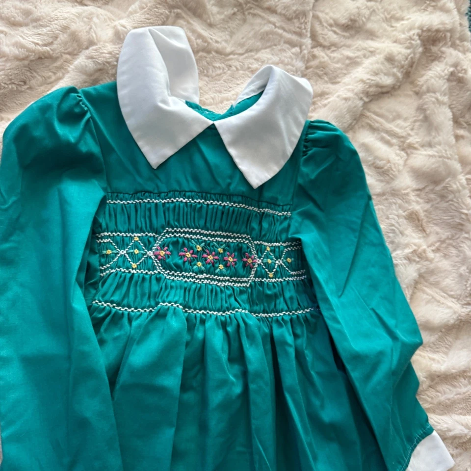 Vestido Vintage Años 70 Polly Flinders Verde Azulado Niñas 4 Bordado Cuello Blanco Calado Foto 2 de 4