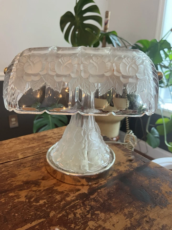 Lámpara de escritorio estilo banquero vintage Anna Hutte vidrio floral RARA 12 G3D Foto 3 de 4