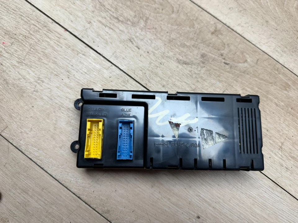 FORD FIVE HUNDRED 05-07 OEM  A.C HEATER CLIMATE CONTROL UNIT SWITCH - Image 4 of 4