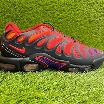 Nike Air Max Plus Drift All Day Mens Size 11.5 Black Red Running Shoes Sneakers