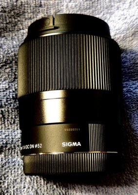 Sigma 30mm f/2.8 EX DN Art Lens for Sony E Mount