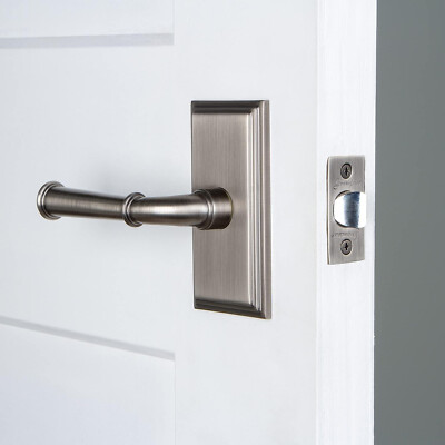 Grandeur 825349 Carre Solid Brass Right Handed Georgetown Lever Antique Pewter