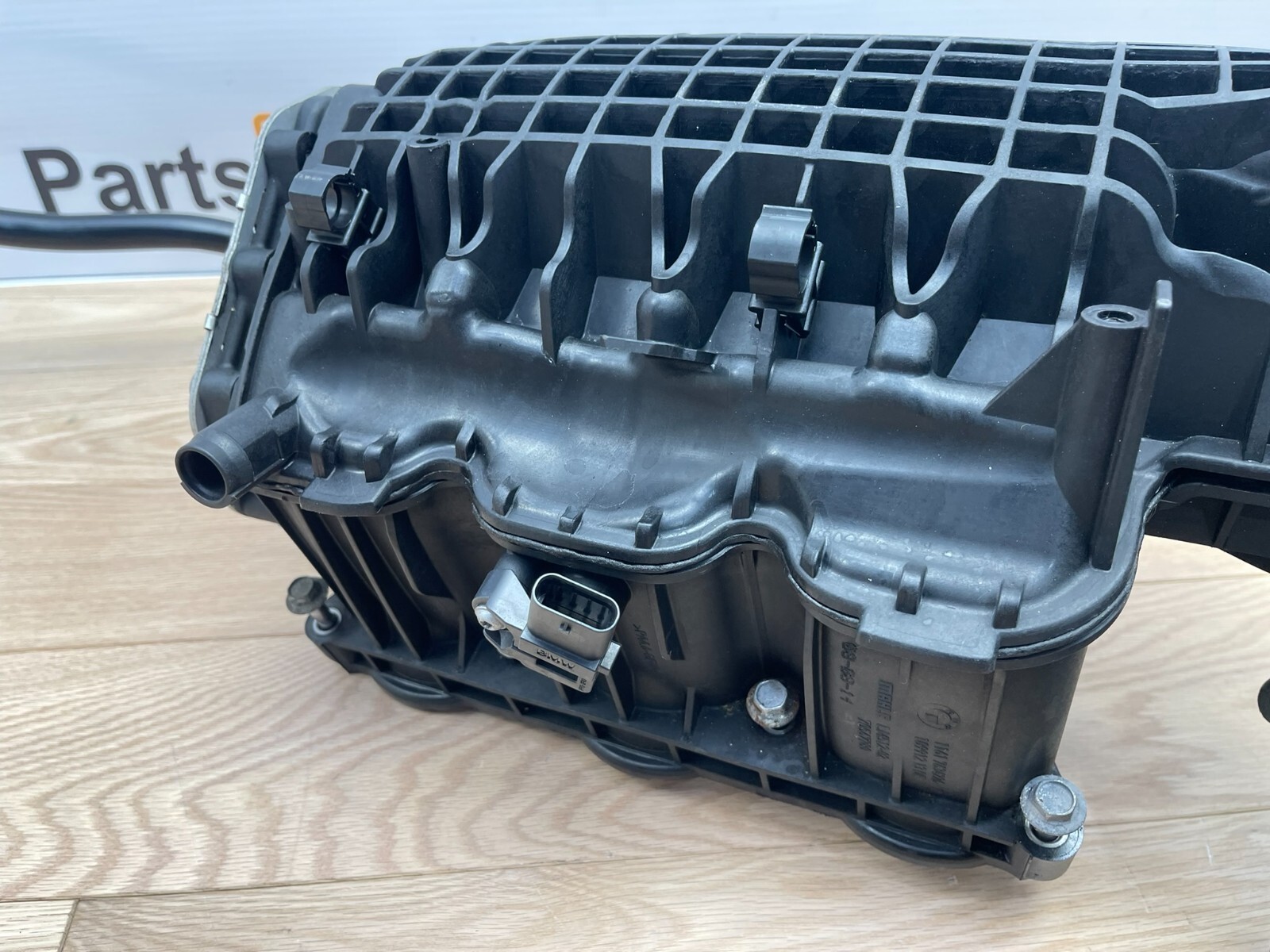 2014-2019 BMW I8 OEM ENGINE INTAKE MANIFOLD INTERCOOLER W/ THROTTLE BODY