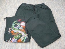 Ed Hardy Cargohose Herren Large schwarz Drache bestickt Urban Outfitters