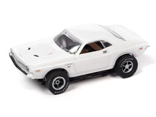 70' Dodge Challenger R/T Hobby Exclusive Auto World Slot Car Ultra-G XTraction