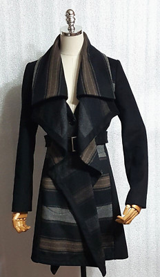 KAREN MILLEN Exklusiver Designer Mantel mit Rüschen und asymmetrischer Vorder...