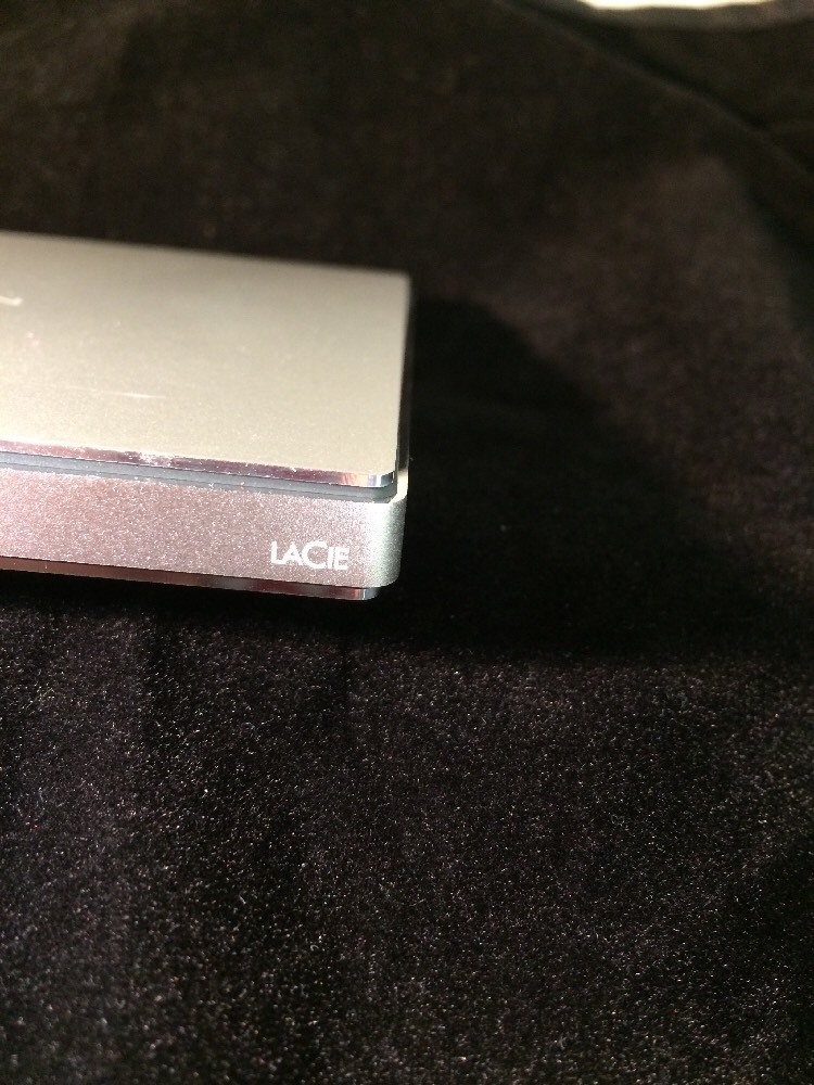 SEAGATE LACIE PORSCHE DESIGN LRD0PS2 1TB HARD DRIVE 7212-2