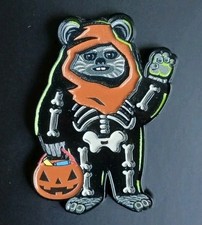 EWOK Enamel Pin Star Wars Glow-in-the-Dark Special Ed Limited Return Of The Jedi