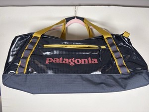 patagonia black hole 40l duffle Duffel JANSPORT - Benny Gold product_tag color:Black removable shoulder straps let