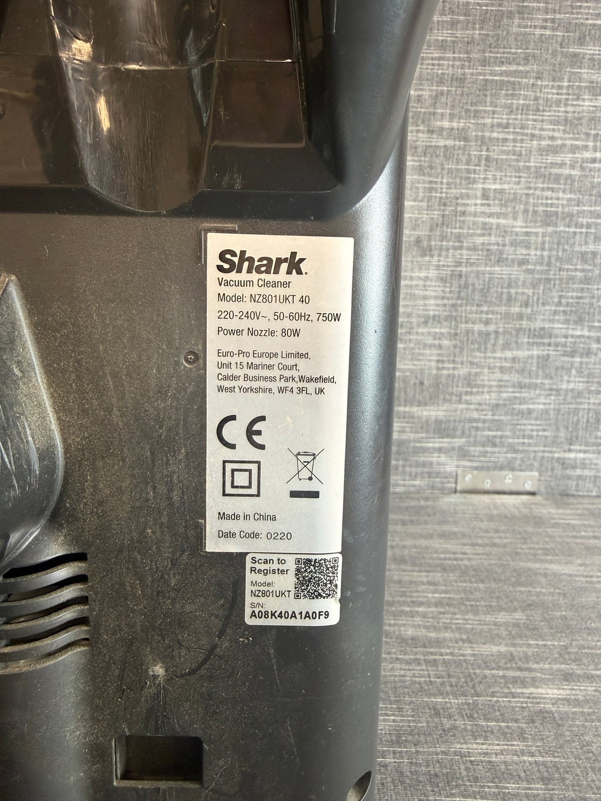 Shark NZ801UKT Lift-Away Vacuum Cleaner 750W Bagless Corded Main Motor and Bin image 6