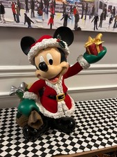 Disney Christmas Mickey American, 20th Century 'Santa Mickey' Statuette