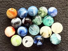 18 Vintage Swirl Marbles 9/16-11/16  Near Mint to Mint  22 
