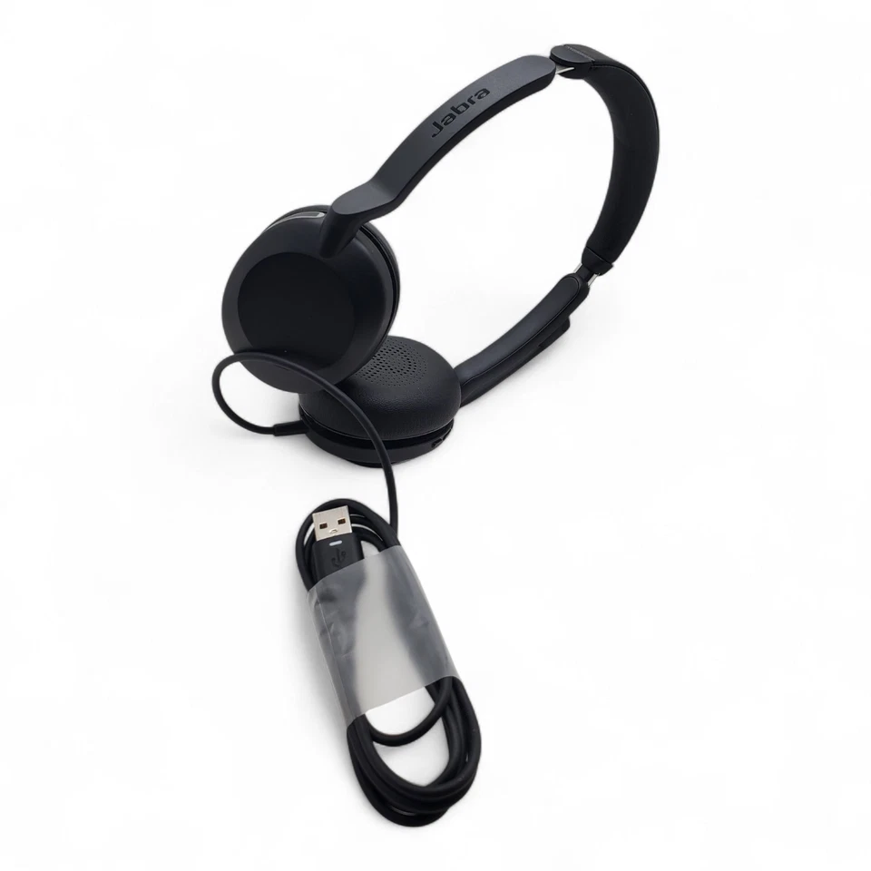 Jabra Evolve2 30 USB-A Wired Stereo Headset – Mint Condition w/ Case - Image 4 of 4