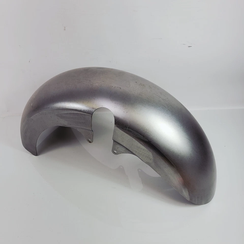 Guardabarros delantero neumático ancho EZ-8 8" tracción trasera (acero crudo) - se adapta a Harley Touring 2014-2025 Foto 3 de 4