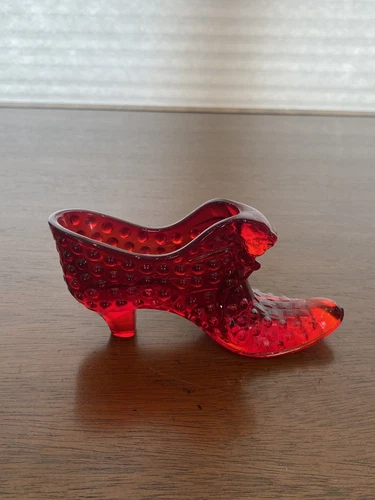 VINTAGE FENTON Red Hobnail Cats Head Glass Shoe Figurine 5.5"L