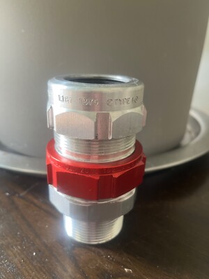 Thomas&Betts STX125-469 || 1-1/4 Inch || Explosion Proof Cable Connector